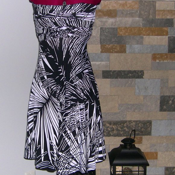 Cache S Black White Strapless Dress Leaf Pattern - Picture 3 of 6